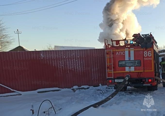 Пожарно-спасательные подразделения Ленинградской области ликвидировали пожар в г. Приозерск