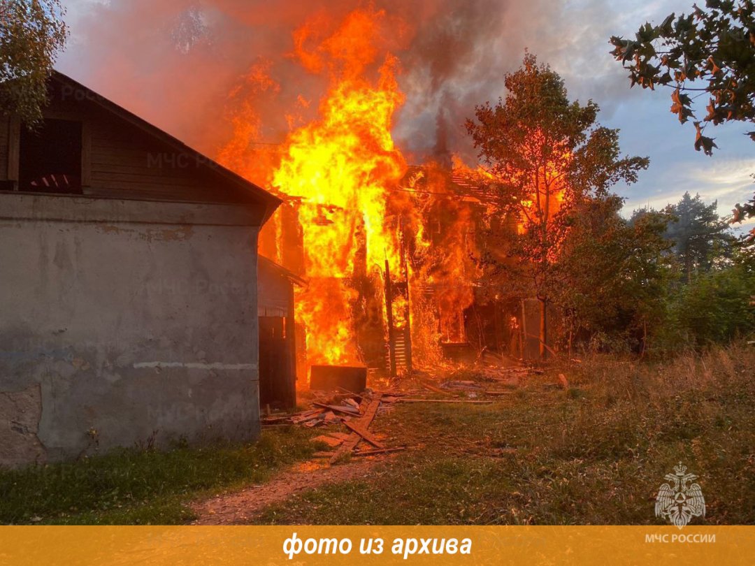 Пожарно-спасательное подразделение Ленинградской области ликвидировало пожар в г. Приозерск